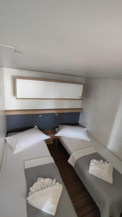 New Adria Mobile Home - Camp Vala 오레비츠 외부 사진